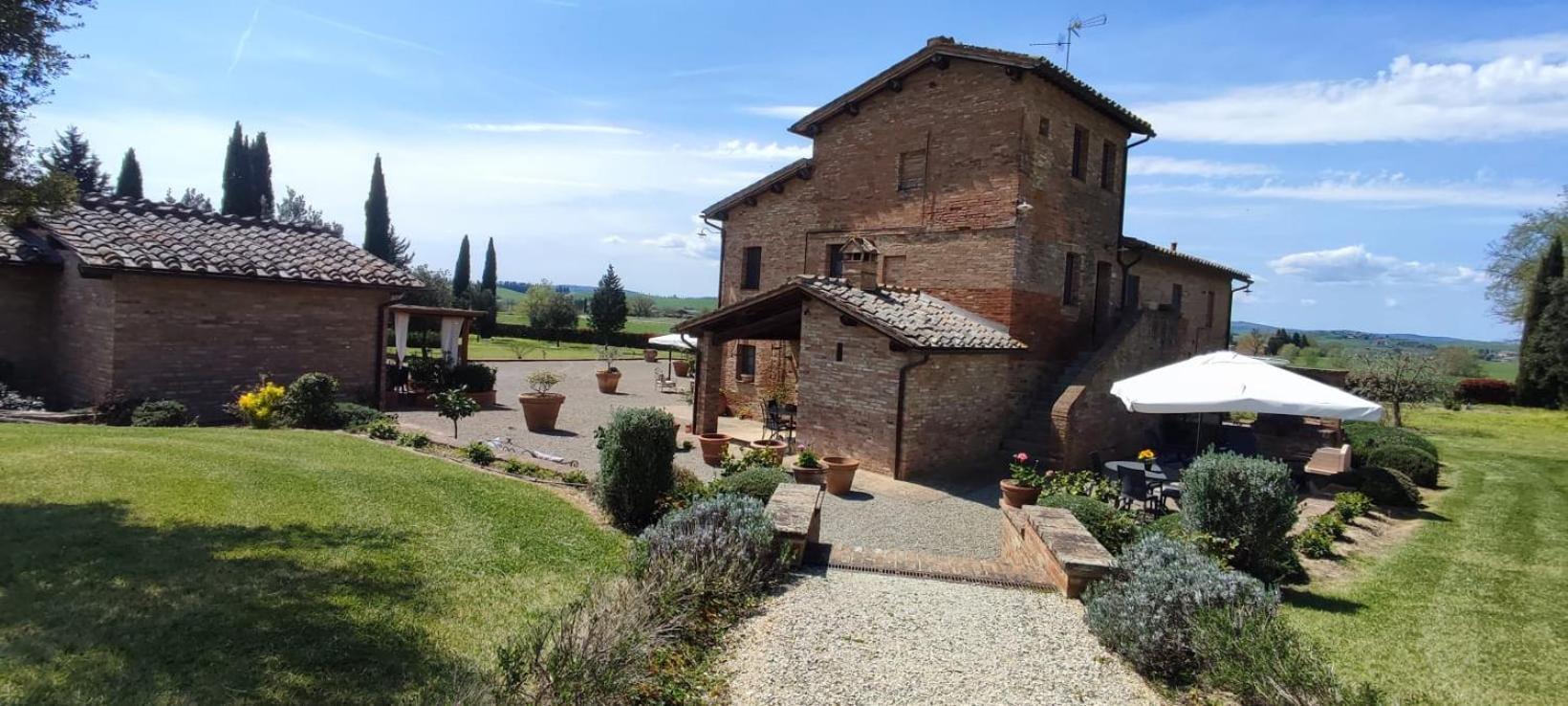 Agriturismo San Pierino Монтероні-д'Арбія Екстер'єр фото