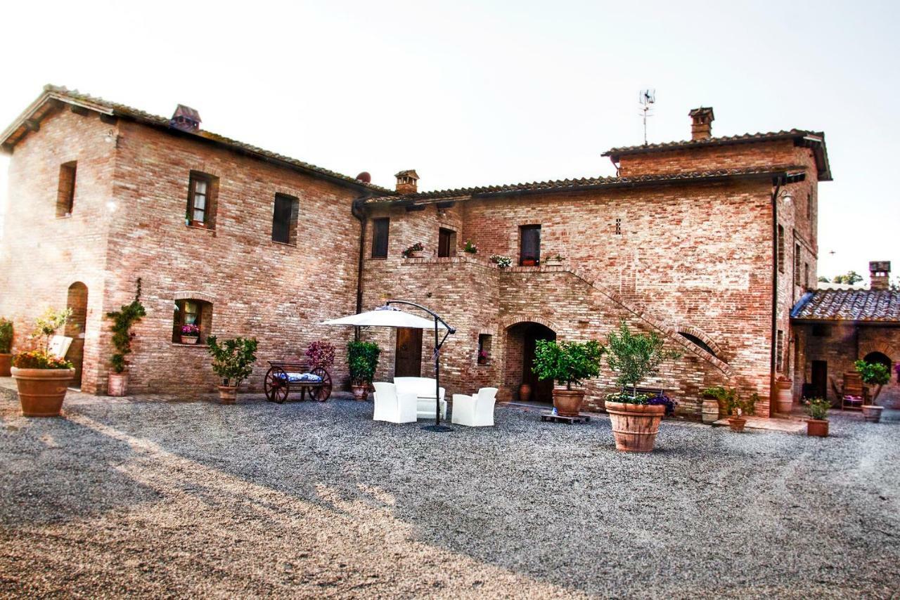 Agriturismo San Pierino Монтероні-д'Арбія Екстер'єр фото